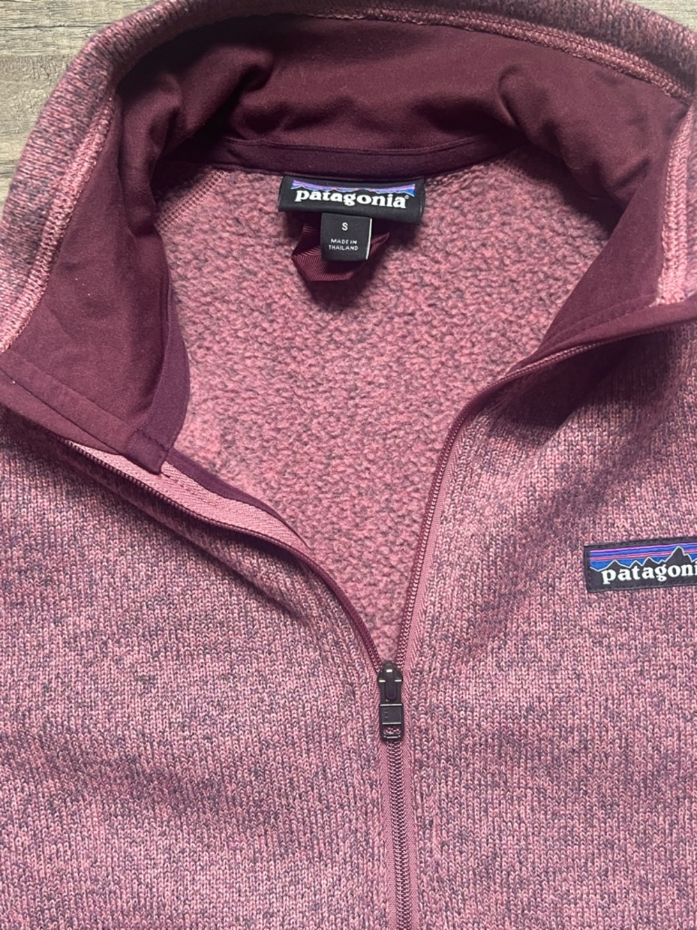 Patagonia Women's Heathered Plum Half-Zip Fleece - Picture 2 of 3